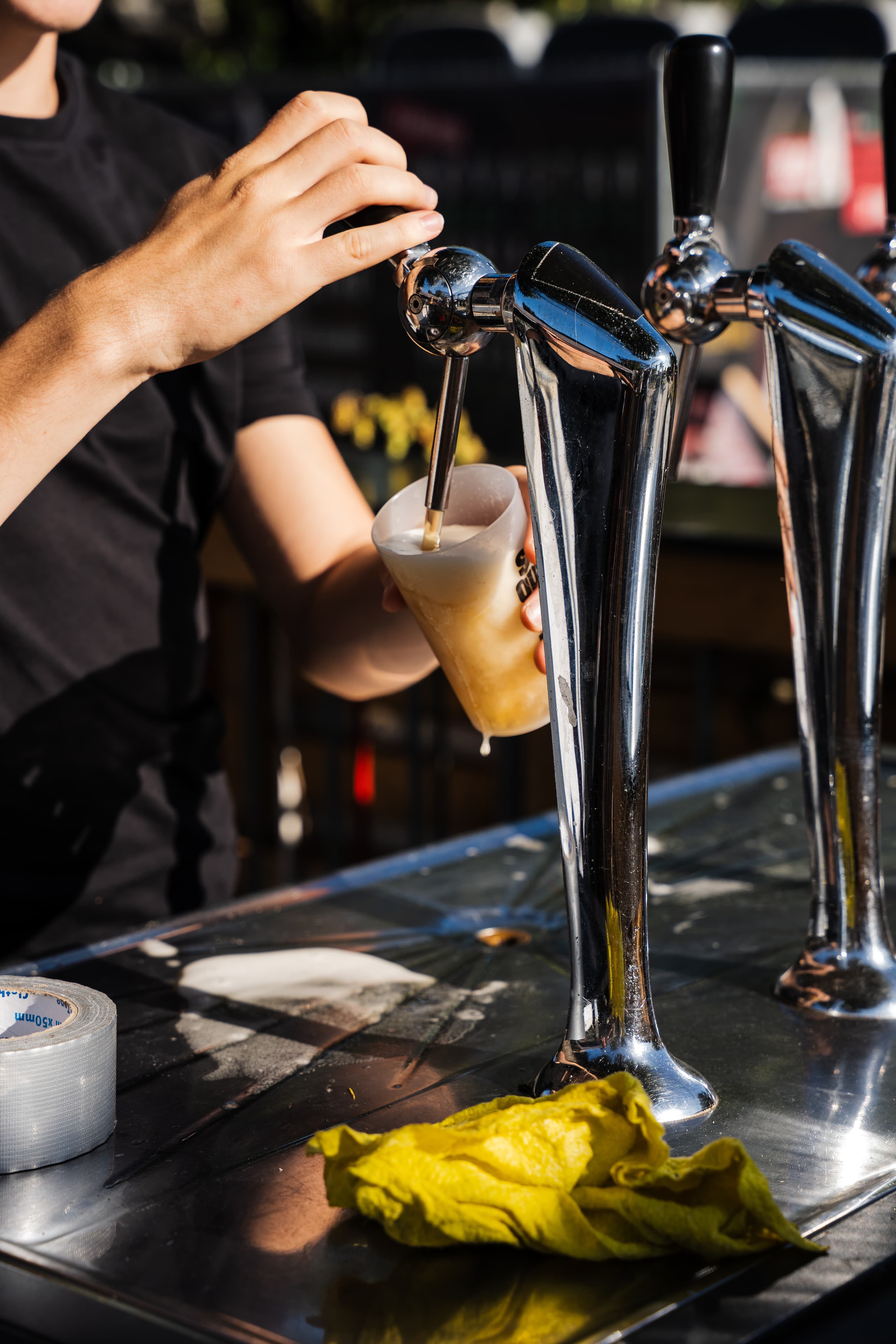 Een vers getapt biertje aan de bar van de Afterwork